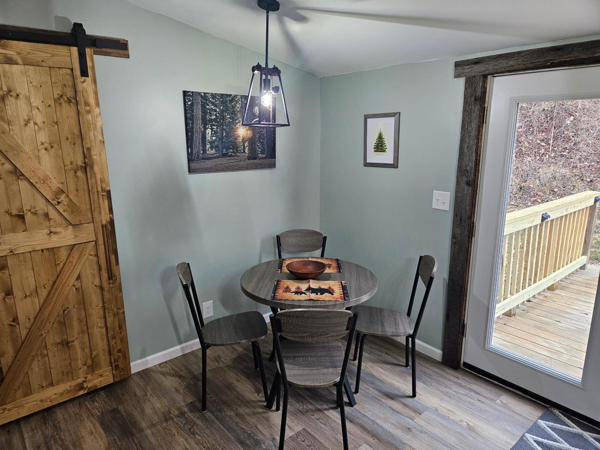 Grey Pines At Hocking Vacations Villa Logan Exterior foto
